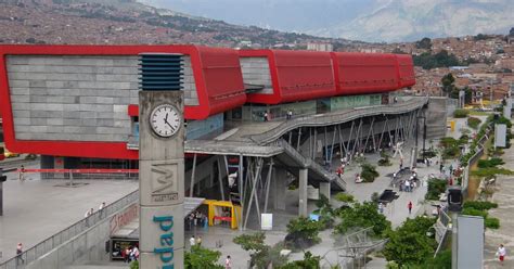 Parque Explora: Uma Jornada Fascinante pela Ciência e pelo Conhecimento em Medellín!