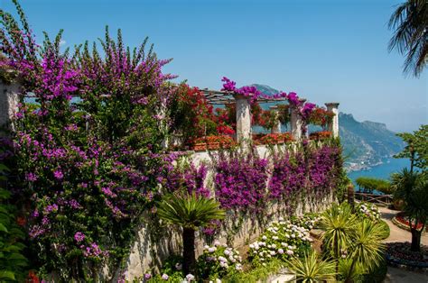 Villa Rufolo, Um Jardim Encantado com Vistas Deslumbrantes sobre o Mar Mediterrâneo!